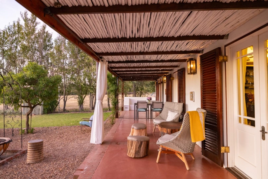 6 Bedroom Property for Sale in Klein Parys Western Cape